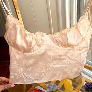 LA HEARTS Medium Light Pink Satin Top